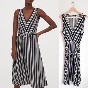H&M sleeveless navy stripes stretch jersey midi dress Sz. M